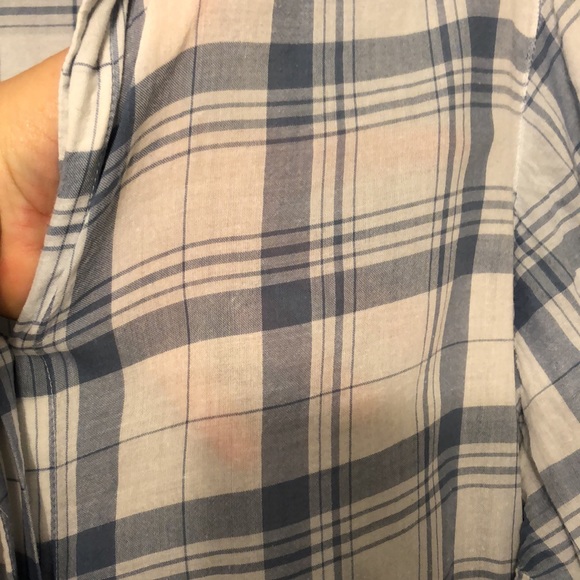 🎉HP🎉 Lane Bryant Venezia semisheer button down shirt, size 14/16. - Picture 5 of 8